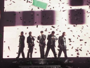 nkotb irvine confetti